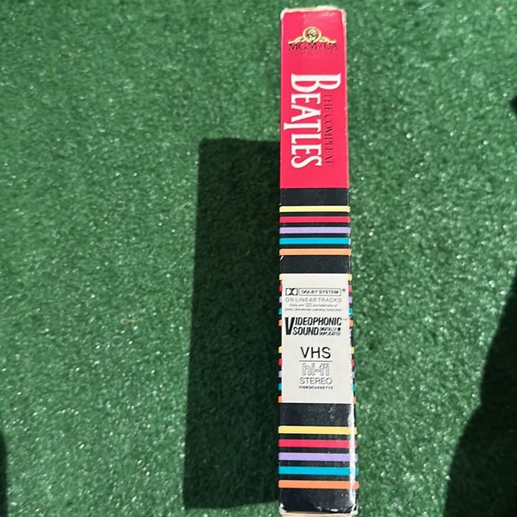 THE BEATLES - The Compleat Beatles (VHS, 1988) Documentary Movie - Picture 4 of 11